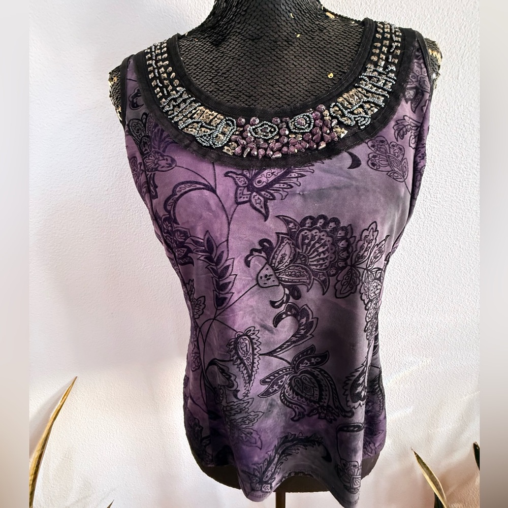 Dressbarn Purple Silky Paisley Embellished Neck Sleeveless Blouse Top Size PM